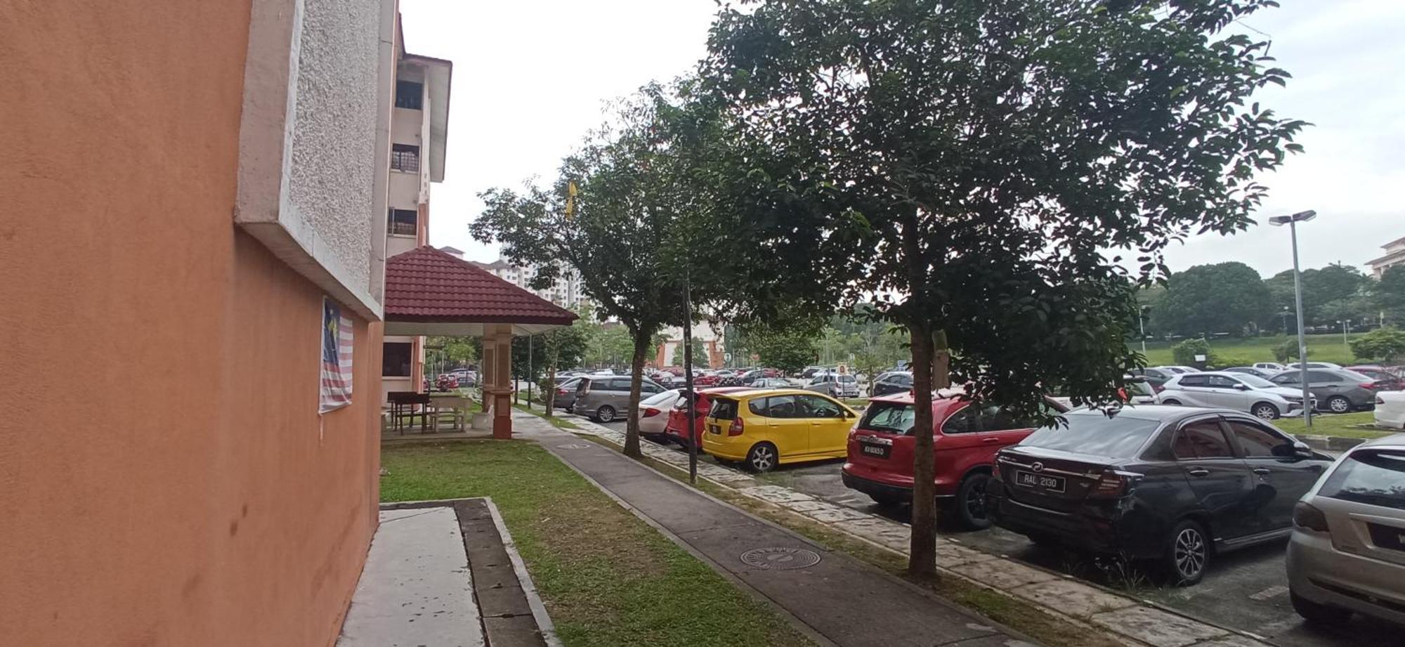 M.Fr Homestay Pangsapuri Putra Damai Putrajaya Buitenkant foto